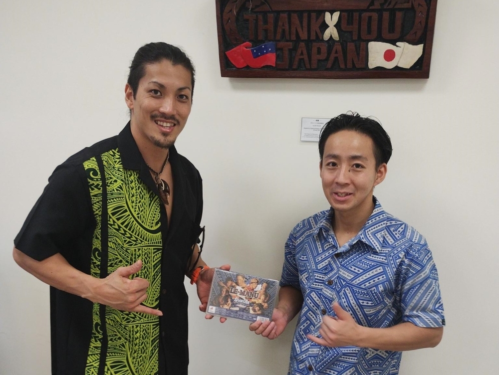 LAGI中谷さん（左）とアフィ諒汰さん（右）